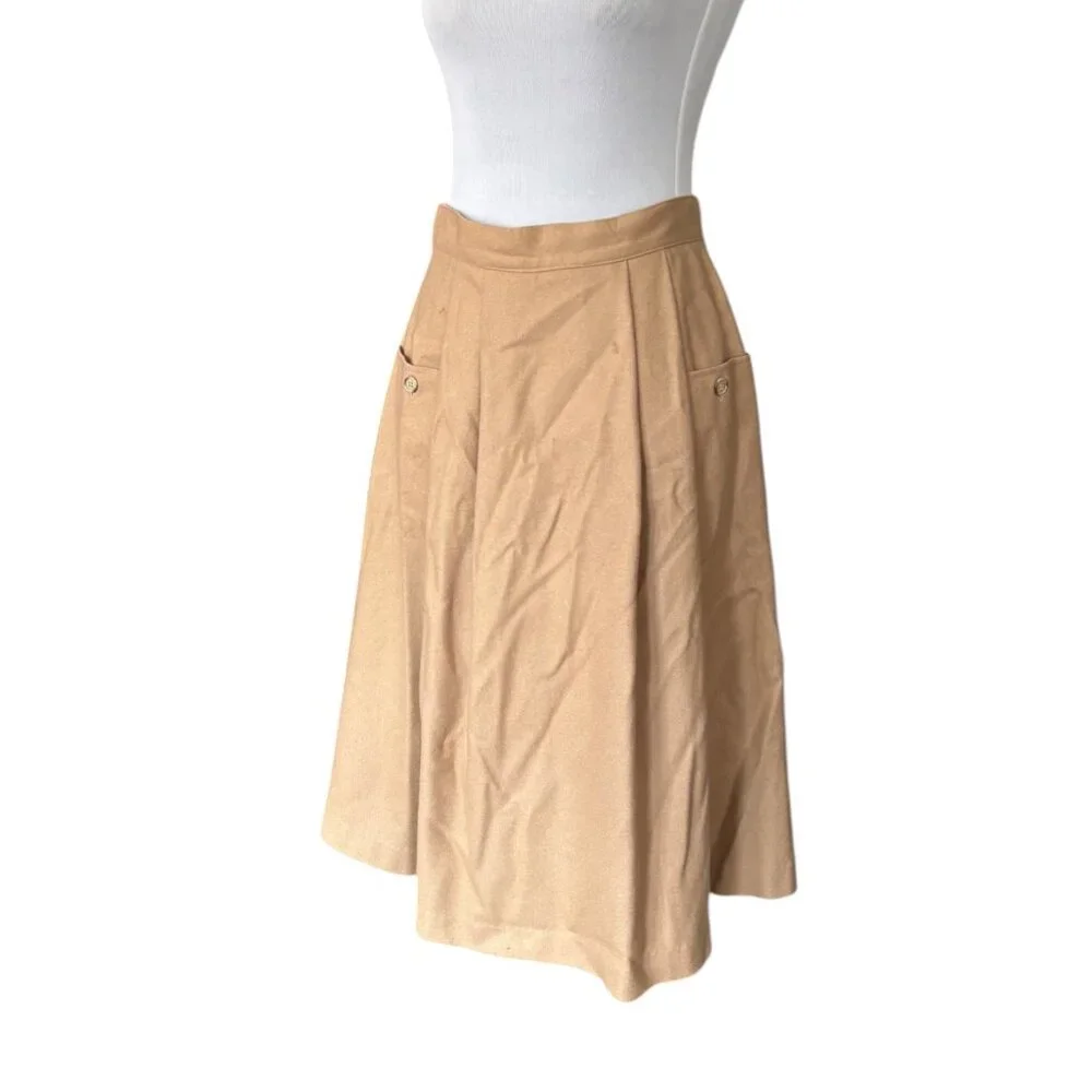 Vintage 70s Women's Size 7/8 tan Wool A-Line Pleat Front Midi Skirt with Pockets